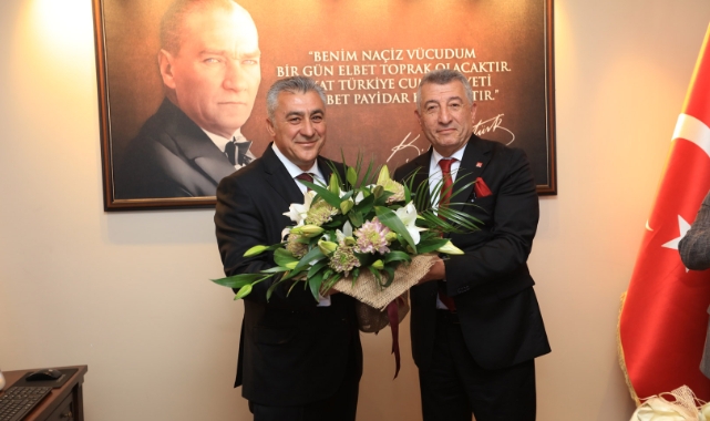 Güzelbahçe’de devir teslim yapıldı