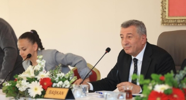 Güzelbahçe'de ilk meclis toplantısı yapıldı: 