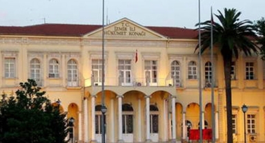 İzmir Valiliği'nden patlama sesleri açıklaması