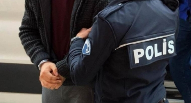 Şüphelilerin en büyüğü 19 yaşında: Alsancak’ta bir vatandaş gasp edildi! 