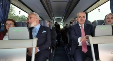 Vekiller ve kabine üyeleri törene otobüsle gitti