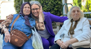 AK Partili Çankırı anneler gününü kutladı