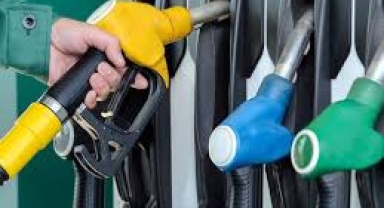 Akaryakıt fiyatlarına çifte indirim geliyor