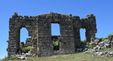 Antalya’da kazı çalışmaları devam eden antik kente 2.5 milyon TL’lik protokol