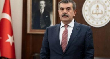 Bakan Tekin, müfredat eleştirilerine yanıt verdi 