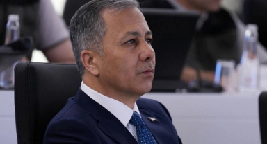 Bakan Yerlikaya duyurdu: 77 ilde ruhsatsız silah ve kaçakçılık operasyonu 