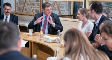 Başkan Tugay'dan güçlü İzmir adımı: Dünya Bankası yetkilileriyle buluştu