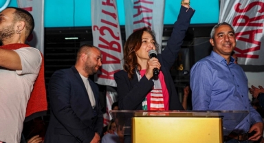 Başkan Ünsal, yeni kadroyu kuruyor: Kadınlar ve gençler çoğunlukta! 