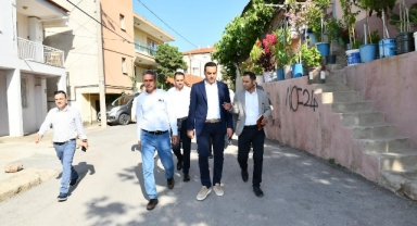 Başkan Yıldız Şirintepe'ye çıkarma yaptı