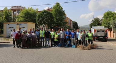 Efes Selçuk ile Büyükşehir el ele: Bahar temizliğiyle sokaklar pırıl pırıl