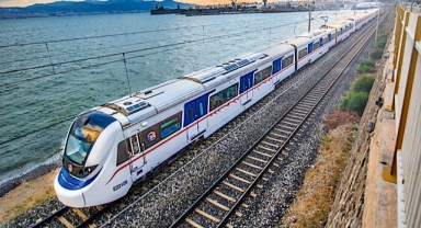 İZBAN'da arıza! Tren seferleri durduruldu