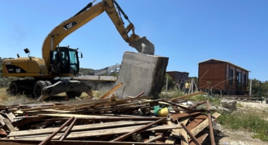 İzmir Büyükşehir Belediyesi kaçak yapılaşmaya izin vermiyor