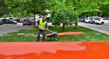 İzmir’in parkları yeniden doğuyor