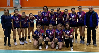 Kaymakamlık Kupasında kupanın sahibi Efes Selçuk Belediyesi oldu