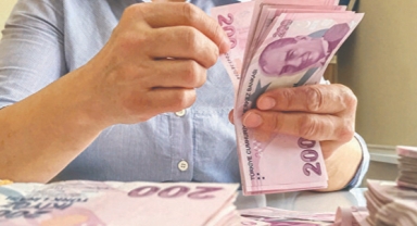 Kredi tutarı da banka alacakları da artıyor