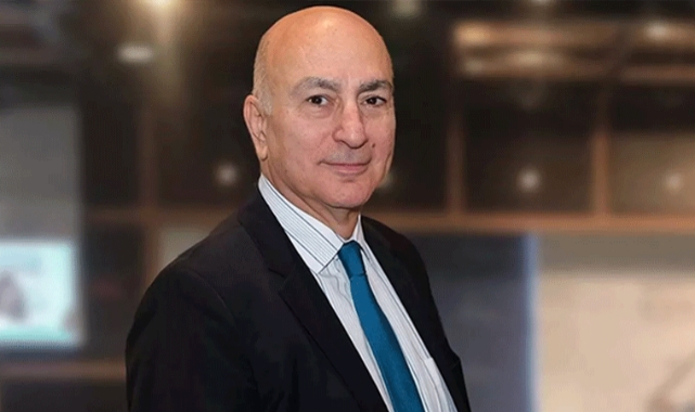 Mahfi Eğilmez anlattı: Kriz varsa kafeleri kim dolduruyor?