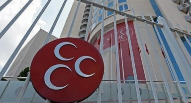 MHP, belediye başkanlarını kampa alacak