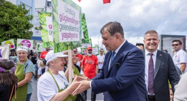 Uluslararası Enginar Festivali başladı... Başkan Tugay'dan kalkınma vurgusu