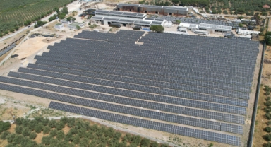 6 futbol sahası büyüklüğünde... İZSU 7 tesisin elektriğini GES ile karşılayacak