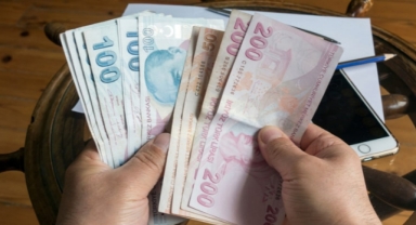 AK Parti'den asgari ücret açıklaması: Ara zam yapılacak mı? 