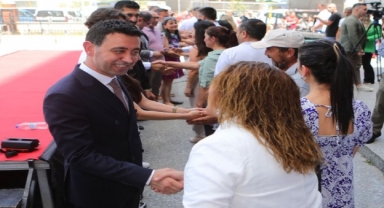 Bayraklı'da bayram öncesi işçilere maaş müjdesi!