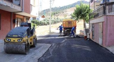 Büyükşehir'den bakım ve onarım: Yol çalışmaları bayramda da devam etti