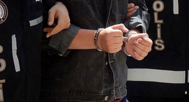 Çeşme'de uyuşturucu operasyonu: Turistleri zehirlemek isteyen 8 şüpheli yakalandı