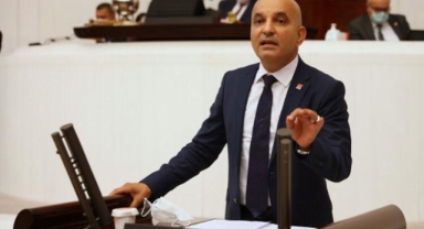 CHP’li Polat’tan tepki: Bakanlara özel uçak yangınlara kiralık Rus uçak