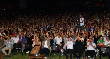 Çiğli Erdal Erzincan ile “Yaza Merhaba” dedi
