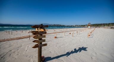 İzmir’in Mavi Bayraklı plaj sayısı 64 oldu