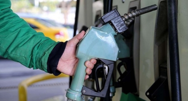 Motorin ve benzin zammı pompaya yansıdı 