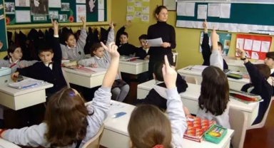 Öğretmenlere imam hatip rüşveti: Öğrenciyi yönlendirene 3 bin lira masraf bedeli teklifi 