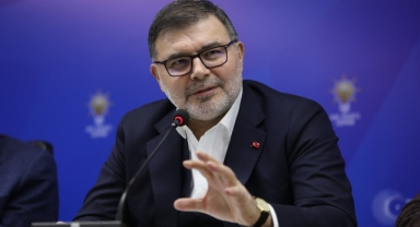 Özel'in, İzmir-Manisa kıyaslamasına AK Parti'li Saygılı'dan tepki: İzmir üzerinden güç devşiriyor