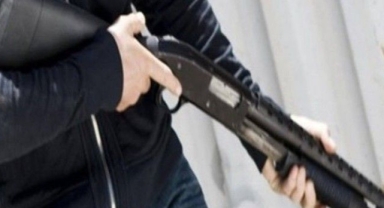 7 kişi yaralandı... İzmir'de sokak ortasında pompalı saldırı