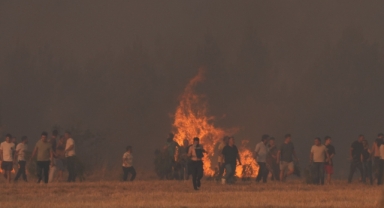 Bir türlü sönmedi...İzmir'de yangın kabusu!
