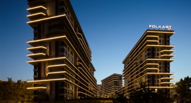 Bornova'da lüks rezidansta yangın