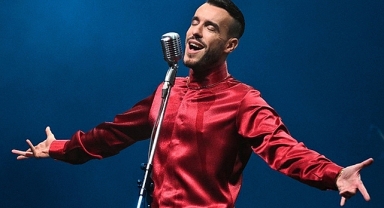 Cem Adrian'a Van konserinde çirkin saldırı