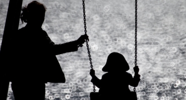  CHP'li İlgezdi: Hapiste annesi ile kalan çocuk sayısı gizleniyor