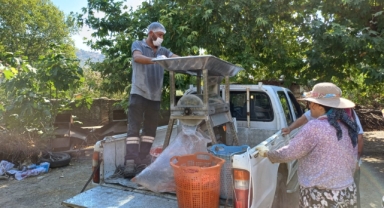 Efes Selçuk'ta salça zamanı