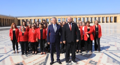 Günay başkandan tam kadro Anıtkabir çıkarması