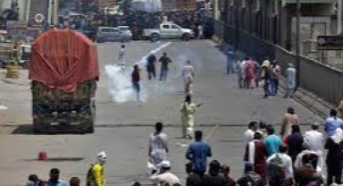 İki aşiretin toprak kavgası ülkeyi felakete sürükledi! 35 kişi öldü, eğitime ara verildi, trafik akışı tamamen durdu 