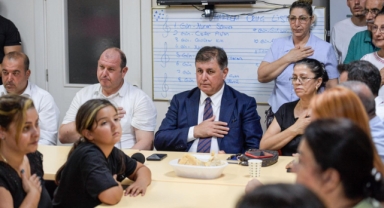 İzmir'de gönüller bir oldu, lokmalar paylaşıldı