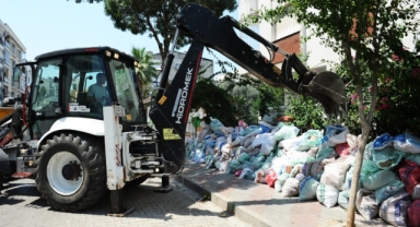 Karşıyaka’da 3 ayda 90 bin ton çöp, 10 bin ton moloz toplandı