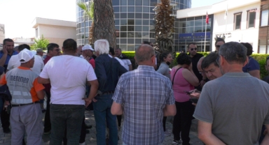Menemen Belediyesi işçileri protesto ediyor: İşimizi geri istiyoruz!