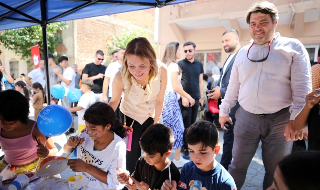 ‘Mutlu Çocuklar Sokağı’ ile Konak’ta sokaklar çocukların oyun alanı oldu