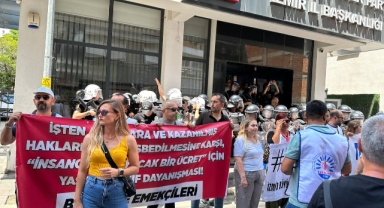 TİS bağı çözülemiyor! Memurlar CHP il binası önünde