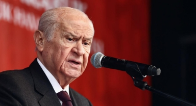 Bahçeli’den Meclis’teki saldırıya ilk yorum: AKP’ye övgüler dizdi, AYM’yi hedef aldı