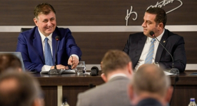 Başkan Tugay’ın koordinasyon mesaisindeki durağı Narlıdere oldu