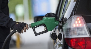 Benzine yeni zam yolda 