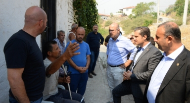 CHP heyeti Karşıyaka'da yangın bölgesinde 